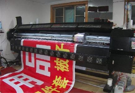 子洲喷绘广告分辨率是多少？